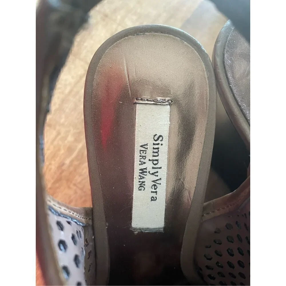 Simply Vera Vera Wang Wedge Slingback Laser Cutout Sandals Brown Women's Sz 6,5